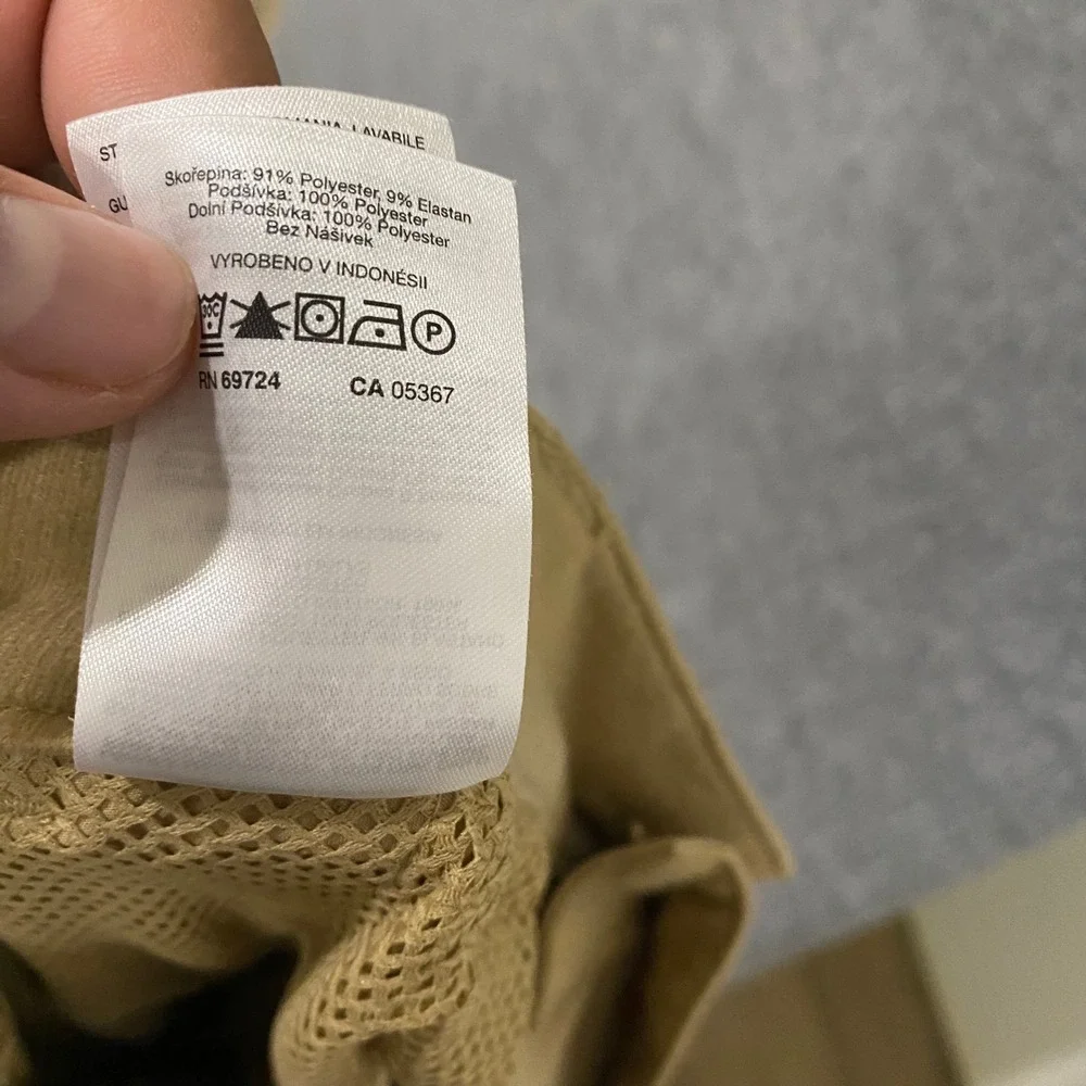 Columbia PFG Mens 32x30 Tan Khaki Performance Fishing Cargo Pants XM6670